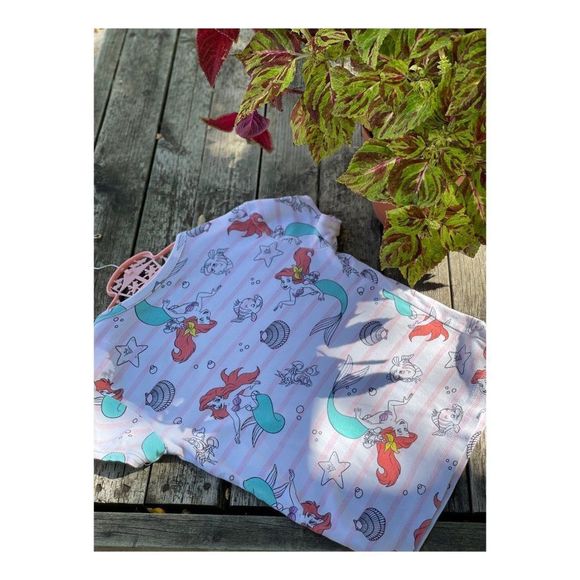 Disney X The Gap Little Mermaid Sleep Suit Tee Shirt Sz 12 - Picture 3 of 4